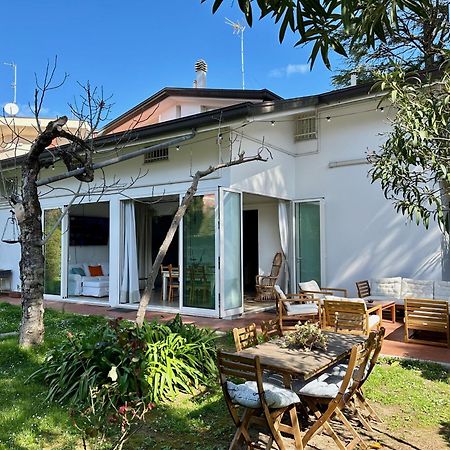Appartamenti Villa Renata Riccione Exteriör bild