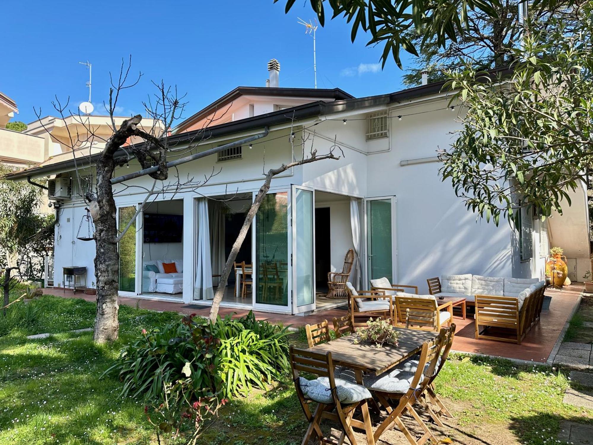 Appartamenti Villa Renata Riccione Exteriör bild